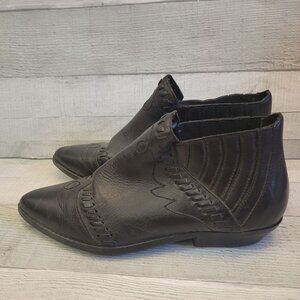 Gianni Black Leather Western Ankle Boots Size 7.5 Womens